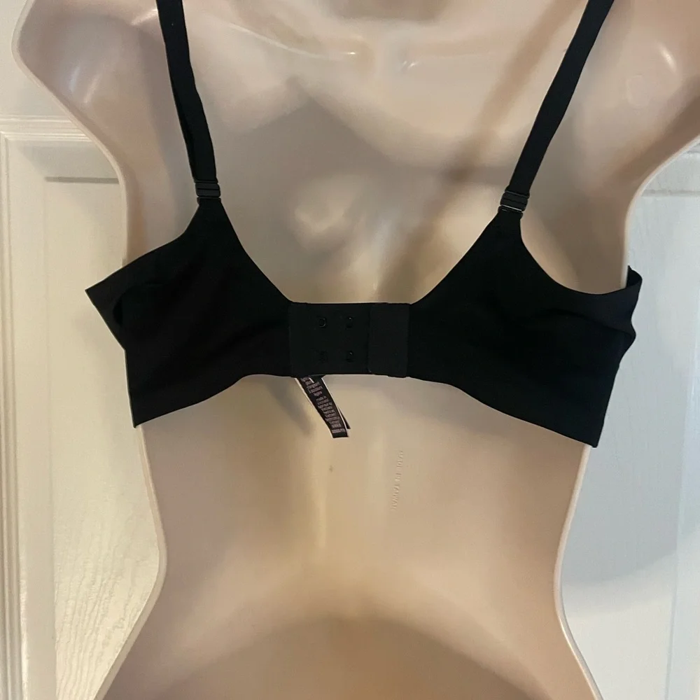Victoria’s Secret‎ Lightly Lined Plunge Bra 32DDD